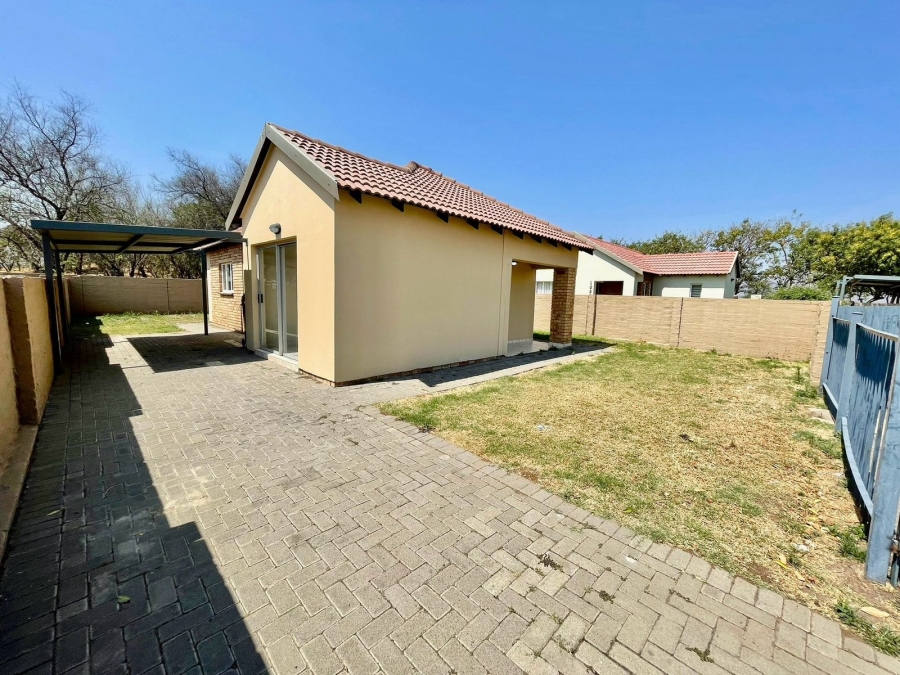 3 Bedroom Property for Sale in Waterkloof A H North West